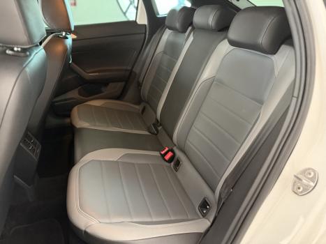 VOLKSWAGEN Nivus 1.0 4P FLEX 200 TSI HIGHLINE TURBO AUTOM�TICO, Foto 10