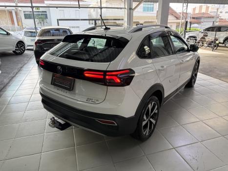 VOLKSWAGEN Nivus 1.0 4P FLEX 200 TSI HIGHLINE TURBO AUTOMÁTICO, Foto 4
