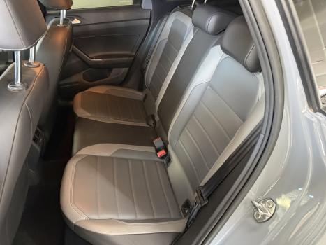 VOLKSWAGEN Nivus 1.0 4P FLEX 200 TSI HIGHLINE TURBO AUTOMÁTICO, Foto 14