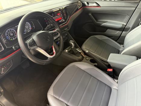 VOLKSWAGEN Nivus 1.0 4P FLEX 200 TSI HIGHLINE TURBO AUTOMÁTICO, Foto 13