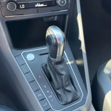 VOLKSWAGEN Polo Hatch 1.0 12V 4P 200 TSI HIGHLINE AUTOM�TICO, Foto 16