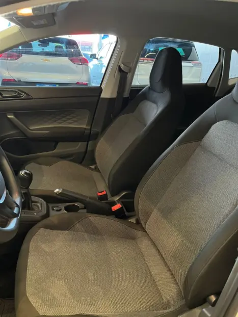 VOLKSWAGEN Polo Hatch 1.0 4P 170 TSI, Foto 10