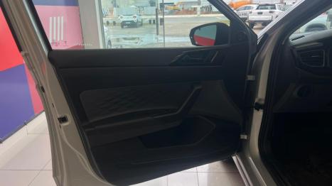 VOLKSWAGEN Polo Hatch 1.0 12V 4P MPI FLEX, Foto 19