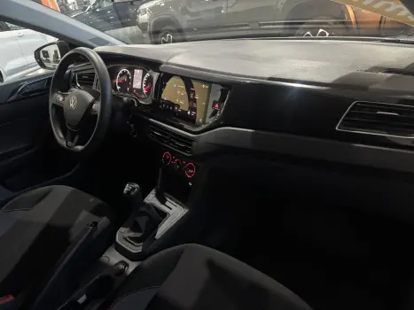 VOLKSWAGEN Polo Hatch 1.0 12V 4P MPI FLEX, Foto 12
