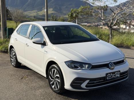 VOLKSWAGEN Polo Hatch 1.0 12V 4P 200 TSI HIGHLINE AUTOM�TICO, Foto 5