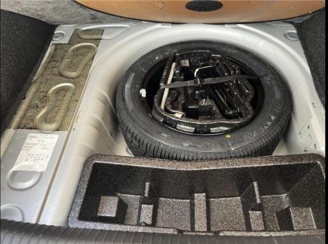 VOLKSWAGEN Polo Sedan 1.6 4P FLEX I-MOTION AUTOMATIZADO, Foto 5 VOLKSWAGEN Polo Sedan 1.6 4P FLEX I-MOTION AUTOMATIZADO, Foto 5