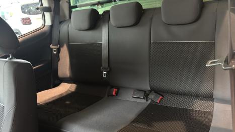 VOLKSWAGEN Saveiro 1.6 FLEX MSI ROBUST CABINE DUPLA, Foto 8