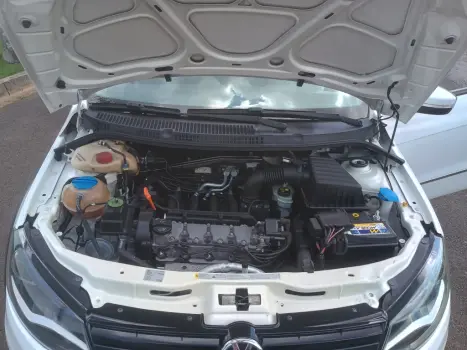 VOLKSWAGEN Saveiro 1.6 G6 HIGHLINE CABINE DUPLA FLEX, Foto 8