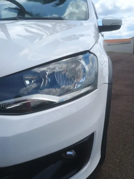 VOLKSWAGEN Saveiro 1.6 G6 HIGHLINE CABINE DUPLA FLEX, Foto 12