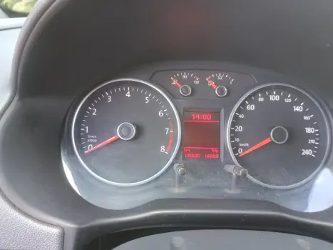 VOLKSWAGEN Saveiro 1.6 G6 HIGHLINE CABINE DUPLA FLEX, Foto 17