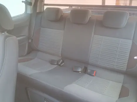 VOLKSWAGEN Saveiro 1.6 G6 HIGHLINE CABINE DUPLA FLEX, Foto 20