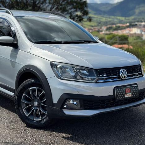 VOLKSWAGEN Saveiro 1.6 G7 CABINE DUPLA CROSS FLEX, Foto 4