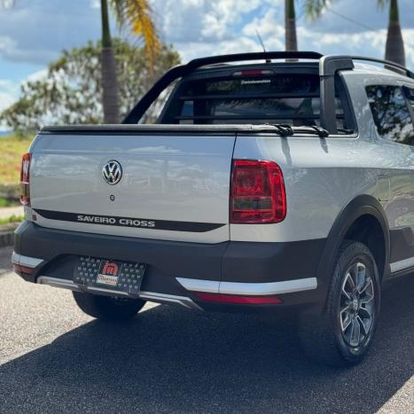 VOLKSWAGEN Saveiro 1.6 G7 CABINE DUPLA CROSS FLEX, Foto 9