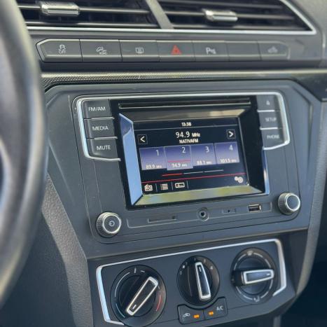 VOLKSWAGEN Saveiro 1.6 G7 CABINE DUPLA CROSS FLEX, Foto 13