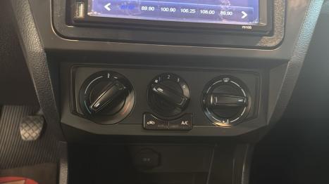 VOLKSWAGEN Saveiro 1.6 16V FLEX MSI ROBUST CABINE SIMPLES, Foto 9