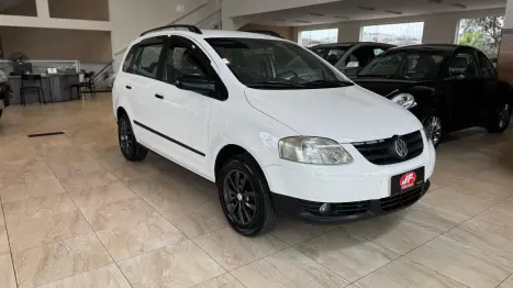 VOLKSWAGEN Space Fox 1.6 4P FLEX, Foto 2 VOLKSWAGEN Space Fox 1.6 4P FLEX, Foto 2