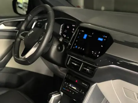 VOLKSWAGEN T-Cross 1.4 4P 250 TSI FLEX HIGHLINE AUTOM�TICO, Foto 11