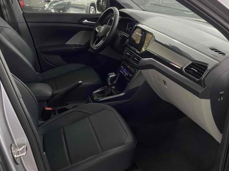 VOLKSWAGEN T-Cross 1.4 4P 250 TSI FLEX HIGHLINE AUTOM�TICO, Foto 13