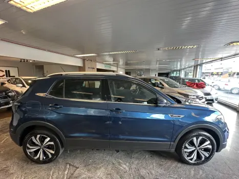 VOLKSWAGEN T-Cross 1.4 4P 250 TSI FLEX HIGHLINE AUTOM�TICO, Foto 4