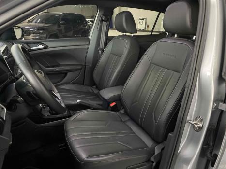 VOLKSWAGEN T-Cross 1.4 4P 250 TSI FLEX HIGHLINE AUTOM�TICO, Foto 9