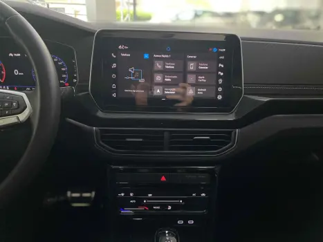 VOLKSWAGEN T-Cross 1.4 4P 250 TSI FLEX HIGHLINE AUTOM�TICO, Foto 16