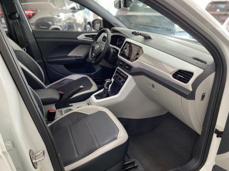 VOLKSWAGEN T-Cross 1.4 4P 250 TSI FLEX HIGHLINE AUTOM�TICO, Foto 13