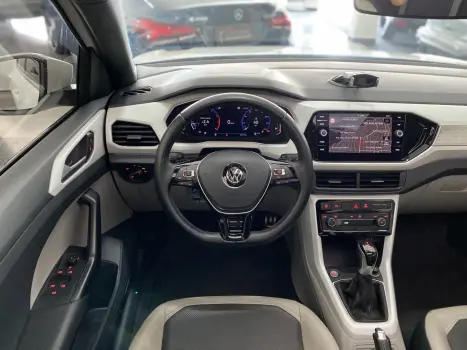 VOLKSWAGEN T-Cross 1.4 4P 250 TSI FLEX HIGHLINE AUTOM�TICO, Foto 15