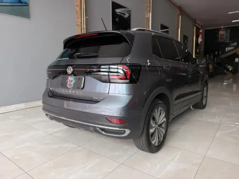 VOLKSWAGEN T-Cross 1.4 4P 250 TSI FLEX HIGHLINE AUTOM�TICO, Foto 3