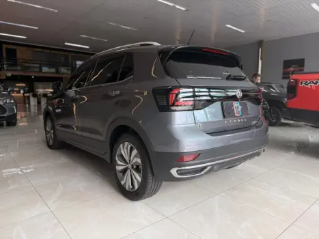 VOLKSWAGEN T-Cross 1.4 4P 250 TSI FLEX HIGHLINE AUTOM�TICO, Foto 4