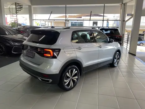 VOLKSWAGEN T-Cross 1.4 4P 250 TSI FLEX HIGHLINE AUTOM�TICO, Foto 4