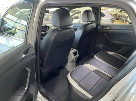 VOLKSWAGEN T-Cross 1.4 4P 250 TSI FLEX HIGHLINE AUTOM�TICO, Foto 10