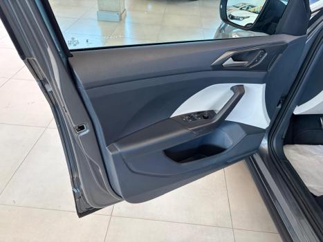VOLKSWAGEN T-Cross 1.4 4P 250 TSI FLEX HIGHLINE AUTOM�TICO, Foto 13
