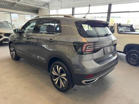 VOLKSWAGEN T-Cross 1.4 4P 250 TSI FLEX HIGHLINE AUTOM�TICO, Foto 8