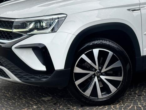 VOLKSWAGEN Taos 1.4 16V 4P FLEX 250 TSI HIGHLINE AUTOMTICO, Foto 10