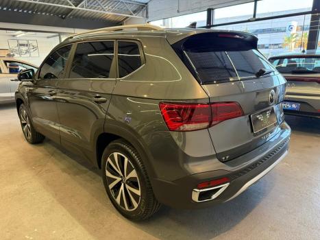 VOLKSWAGEN Taos 1.4 16V 4P FLEX 250 TSI HIGHLINE AUTOMTICO, Foto 6