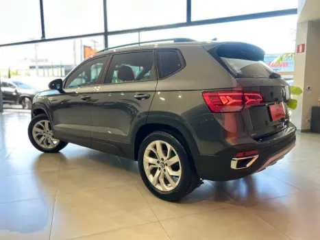 VOLKSWAGEN Taos 1.4 16V 4P FLEX 250 TSI COMFORTLINE AUTOM�TICO, Foto 5