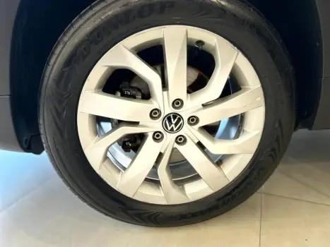 VOLKSWAGEN Taos 1.4 16V 4P FLEX 250 TSI COMFORTLINE AUTOM�TICO, Foto 8