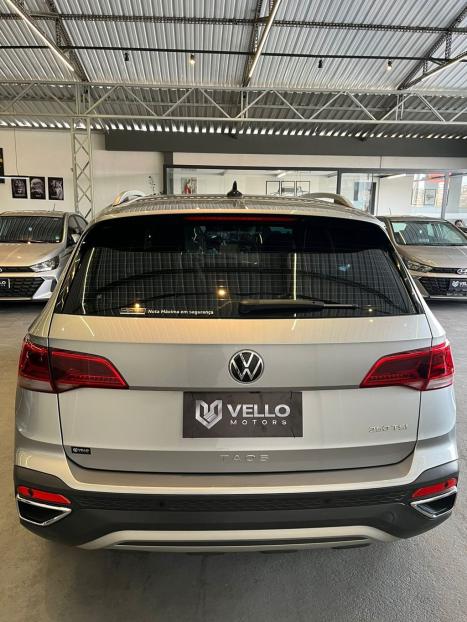 VOLKSWAGEN Taos 1.4 16V 4P FLEX 250 TSI HIGHLINE AUTOM�TICO, Foto 14
