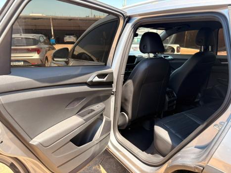 VOLKSWAGEN Taos 1.4 16V 4P FLEX 250 TSI HIGHLINE AUTOMÁTICO, Foto 17