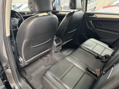 VOLKSWAGEN Tiguan 1.4 16V 4P TSI 250 FLEX TURBO AUTOMTICO, Foto 16