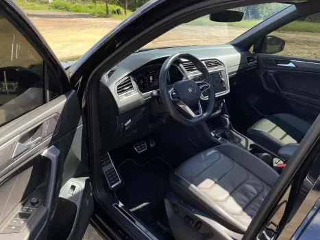 VOLKSWAGEN Tiguan 1.4 250 TSI TOTAL FLEX ALLSPACE COMFORTLINE TURBO AUTOM�TICO TIPTRONIC, Foto 8