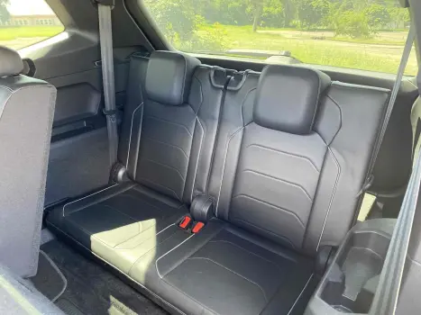 VOLKSWAGEN Tiguan 1.4 250 TSI TOTAL FLEX ALLSPACE COMFORTLINE TURBO AUTOM�TICO TIPTRONIC, Foto 12