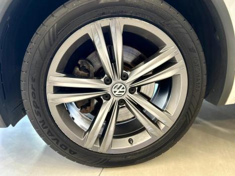VOLKSWAGEN Tiguan 2.0 16V 4P TSI 350 TURBO R-LINE 4MOTION DSG AUTOMTICO, Foto 8