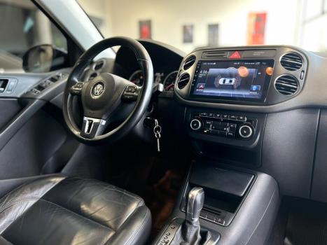 VOLKSWAGEN Tiguan 2.0 16V 4P FSI 4WD TURBO AUTOM�TICO, Foto 12