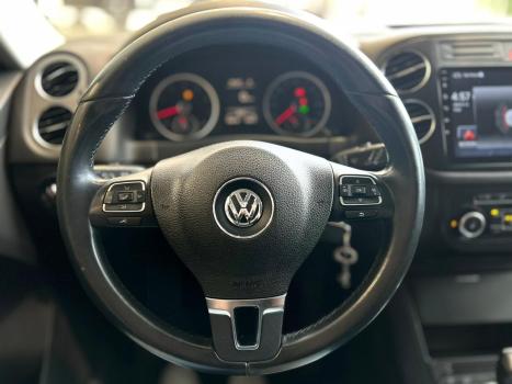 VOLKSWAGEN Tiguan 2.0 16V 4P FSI 4WD TURBO AUTOM�TICO, Foto 13