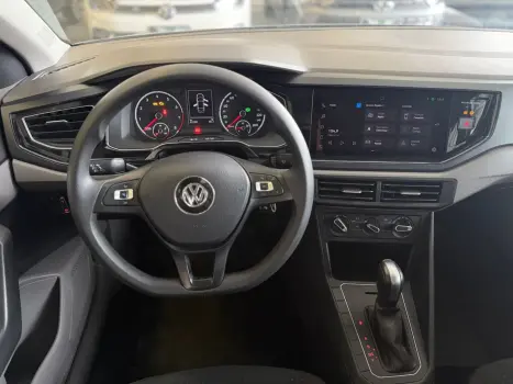 VOLKSWAGEN Virtus 1.0 4P 200 TSI FLEX COMFORTLINE AUTOMÁTICO, Foto 8 VOLKSWAGEN Virtus 1.0 4P 200 TSI FLEX COMFORTLINE AUTOMÁTICO, Foto 8