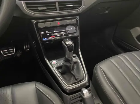 VOLKSWAGEN Virtus 1.0 4P 200 TSI FLEX COMFORTLINE AUTOM�TICO, Foto 16