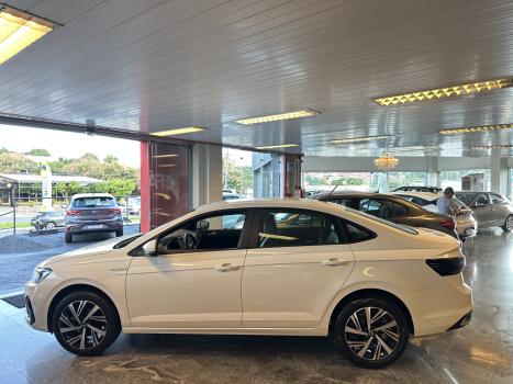 VOLKSWAGEN Virtus 1.0 4P 200 TSI FLEX HIGHLINE AUTOM�TICO, Foto 5