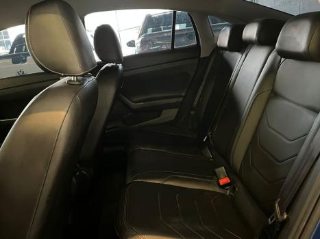 VOLKSWAGEN Virtus 1.0 4P 200 TSI FLEX HIGHLINE AUTOM�TICO, Foto 10