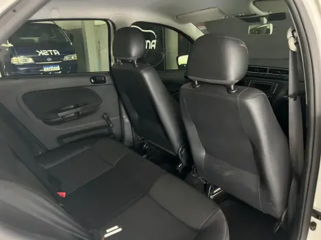 VOLKSWAGEN Voyage 1.0 4P FLEX, Foto 11